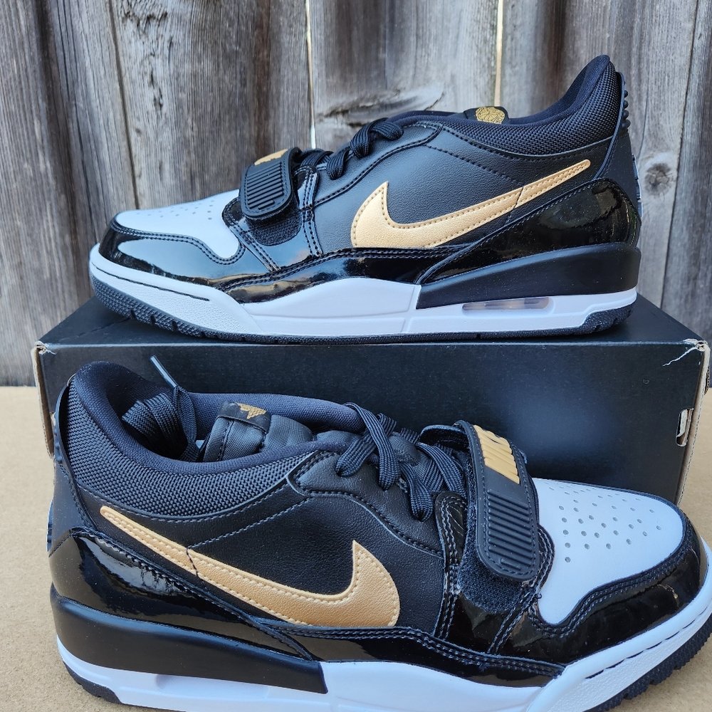 JordanNike Air Jordan Legacy 312 Low Black Metallic Gold Men's Size 8.5 - Picture 3 of 7